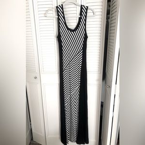 Ann Taylor black and white maxi dress